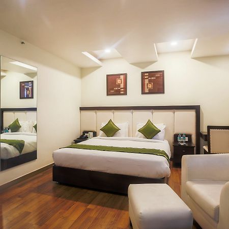 Отель Treebo Tryst Parkk Boutique Jodhpur Джодхпур Экстерьер фото